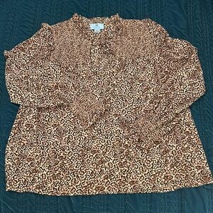 Super cute cheetah print blouse